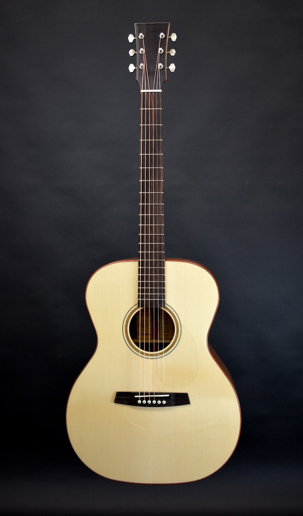 Tyrone SILVER OM, Walnut, satin